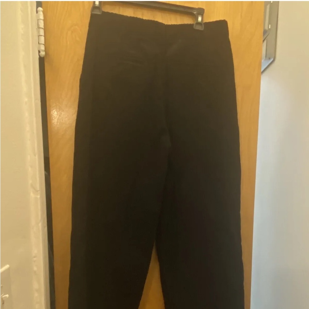 6397 Black corduroy trousers. SIze 4. worn 1 x